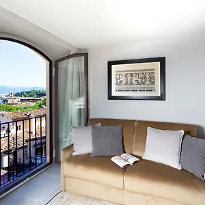 Qk Costa58 Tower Apartment Florence