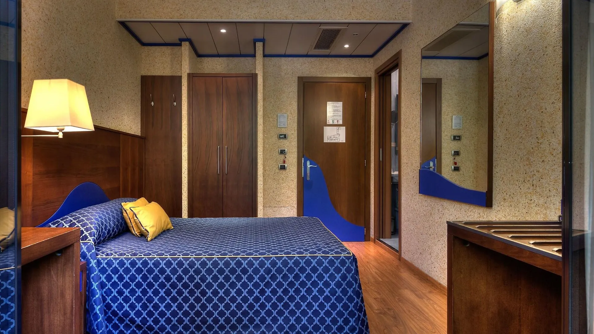 Central Park Hotel Modena 4*,