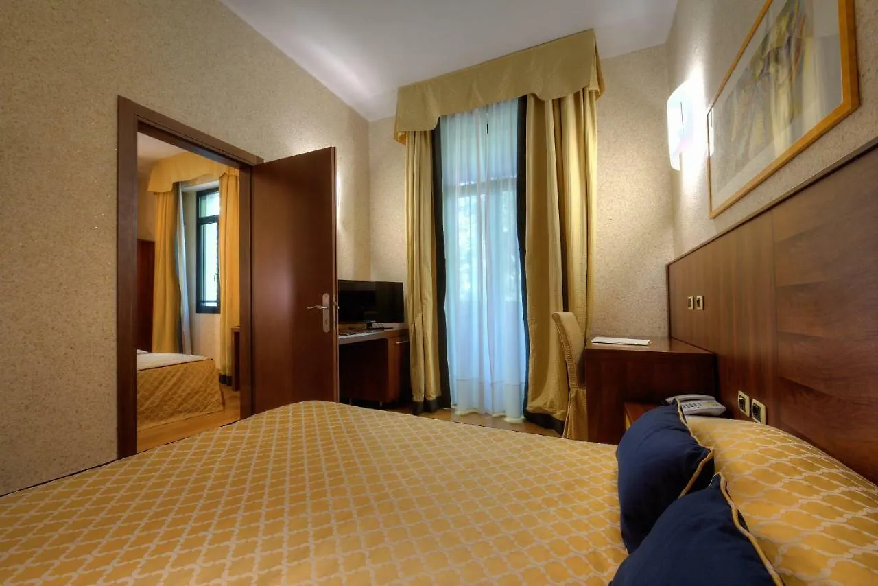 Central Park Hotel Modena 4*,  Italy